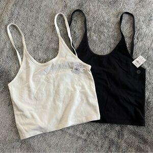 ✨ SOLD ✨ American Eagle Outfitters | Suntwist Convertible Camis